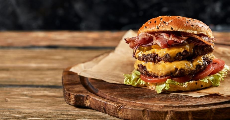 Guía para ofrecer las hamburguesas más ricas sin descuidar los costos
